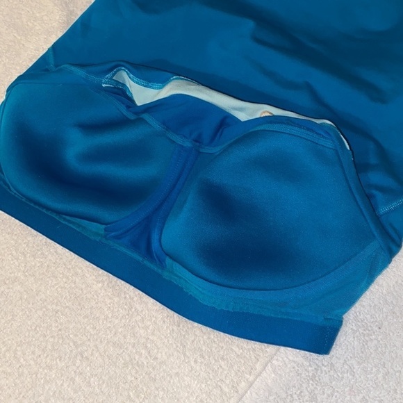 Nike Drifit tank top athletic racer back built in bra two-tone color Size Small - Picture 8 of 10